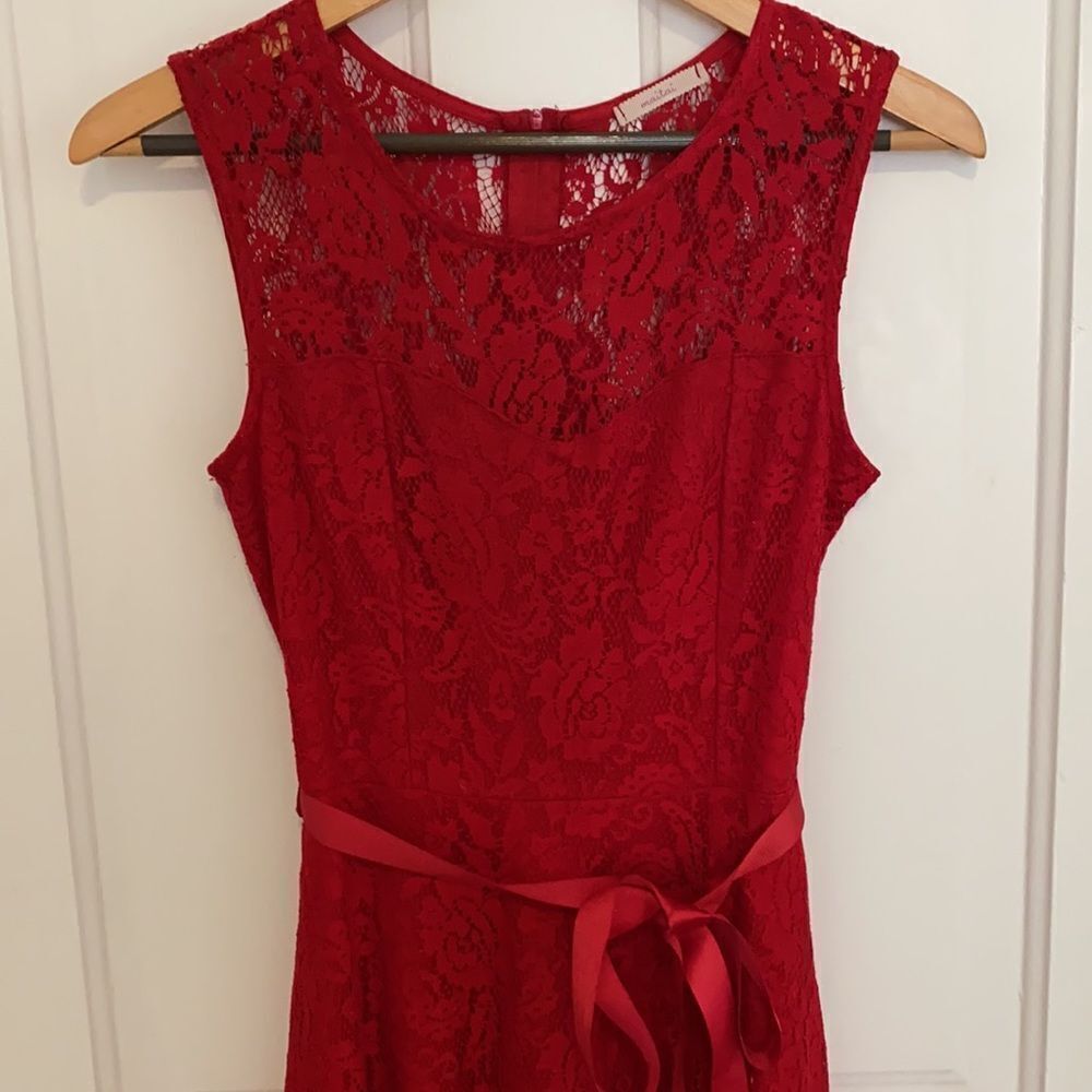 maitai // Lace Dress - Picture 2 of 3